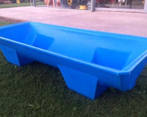 Bebedero y Comedero Plástico 400 Lts. - Marpla