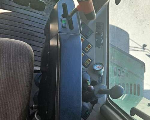 John Deere 1550 - Totalmente Reparada. Lista para Trabajar