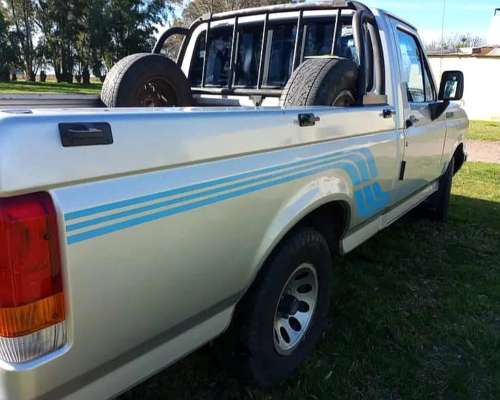 Ford F-100 XLT Motor 4.3 Diesel