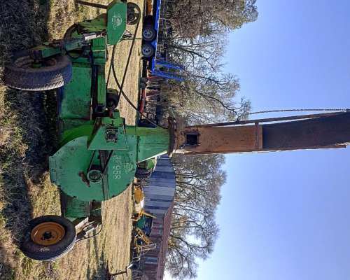 Picadora de Forrajes Fraga 958