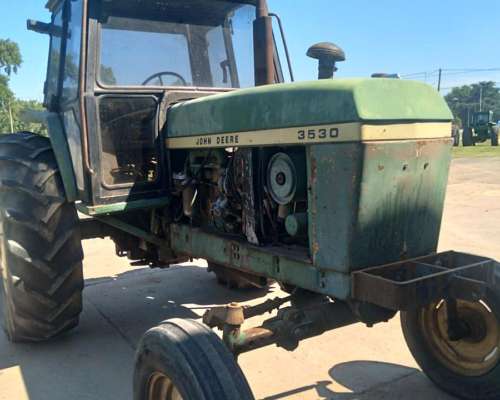 Tractor John Deere 3530 Usado