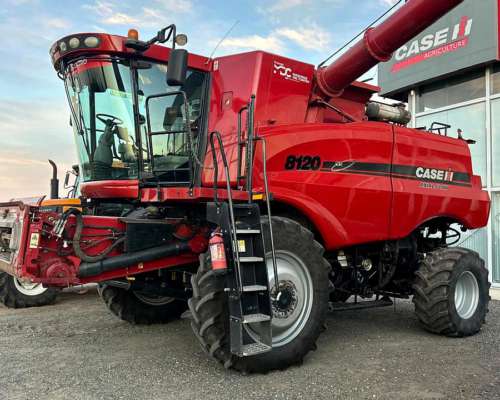 Cosechadora Case IH 8120 4X4 Dual Piloto - año 2013