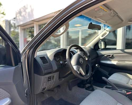 Hilux D/C 2.5 TDI DX Pack 4X4 año 2015 Impecable Orio Hnos