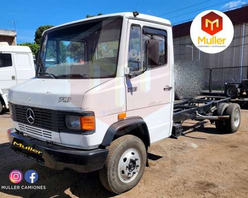 Mercedes Benz L-710 año 2008