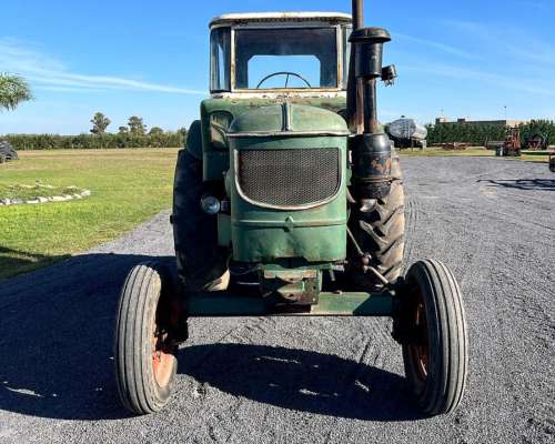 Tractor Deutz A-55 con Levante Hidráulico