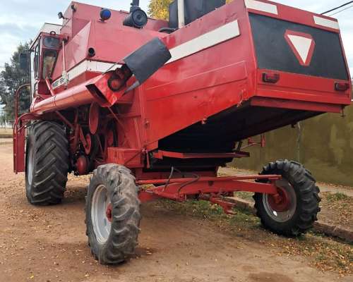Cosechadora Massey Fergusson 5650