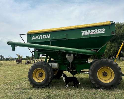 Tolva Semillera/autodescargable Akron TM2222