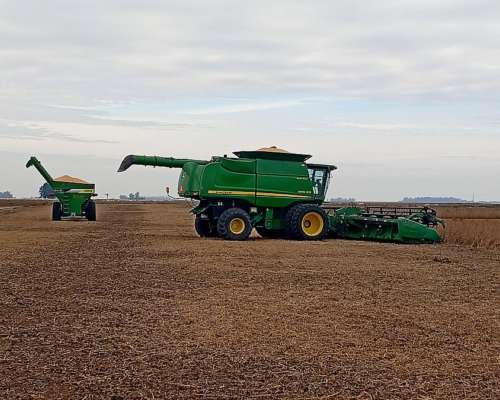 John Deere 9870 Draper 40 Pies