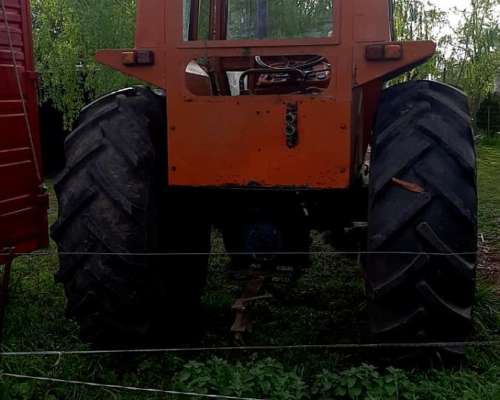 Tractor Fiat Modelo 700 - año 73