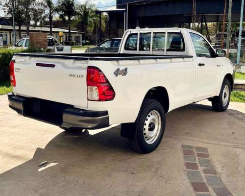 Hilux C/simple 2.4 TDI 4X4 0km MY2025 Disponible