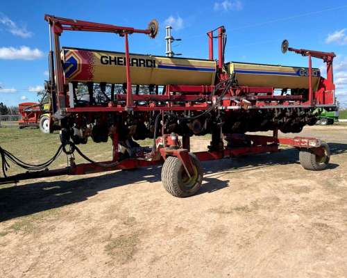Sembradora Gherardi G300 de 16/42