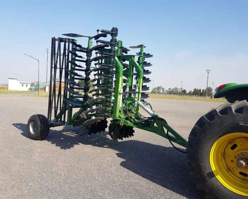 Rastra Acondicionadora de Arrastre 4/4.5/5/6m Bthd Bernardin