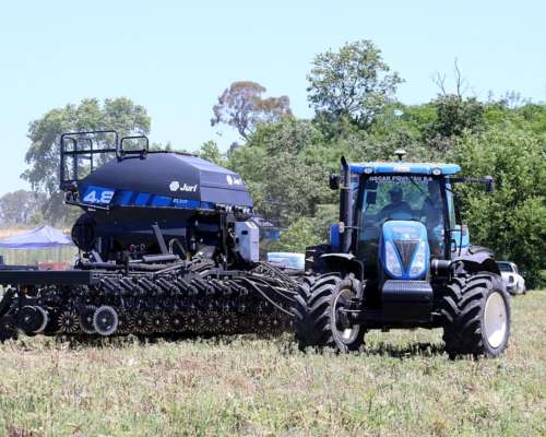 Sembradora Juri Latina MJ para Granos Gruesos (completa )