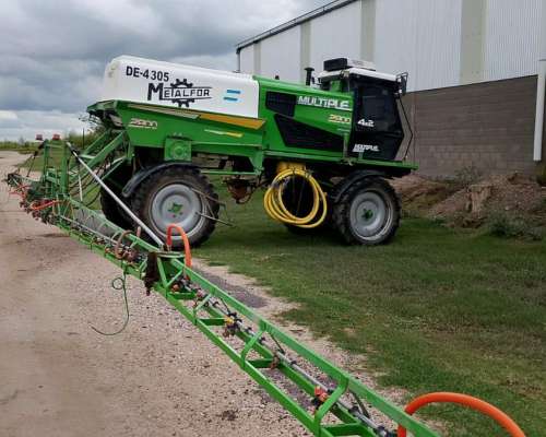 🚜 Pulverizadora Metalfor 2800 🚜 año 2003 Motor Deutz 6