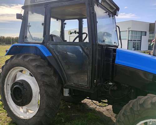 Tractor New Holland TL 95 e Usado