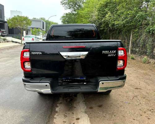 Toyota Hilux AUT 2023