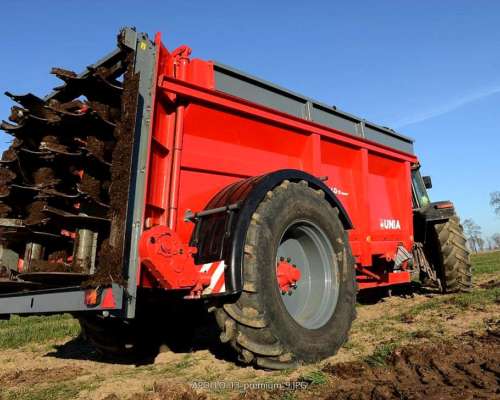 Desparramador de Compost Unia Nueva Disponible