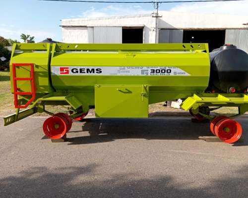 Acoplado Tanque de 3000 Lts Combinada