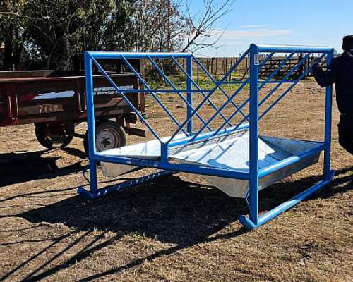 Comedero Transportable Porta Rollo - Lemark -