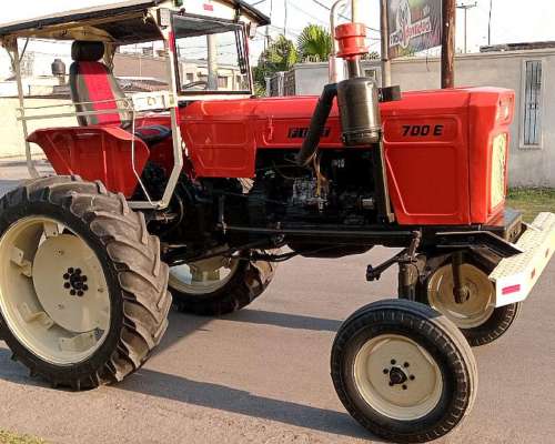 Vendo Fiat 700 e Modelo 76