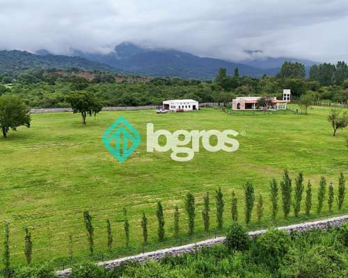 Finca de 10 Has Casa y Galpón Rosario de Lerma Salta