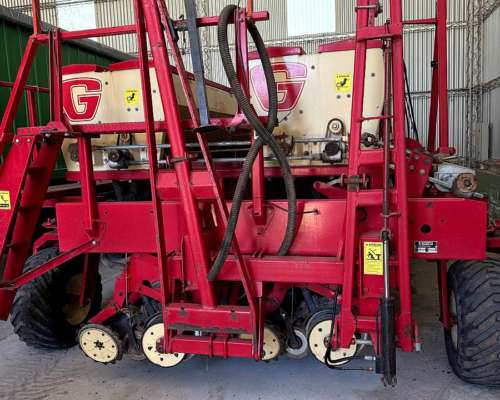 Sembradora Giorgi D10 de 28/19