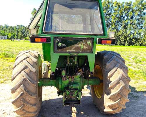 John Deere 2420 Excelente Estado