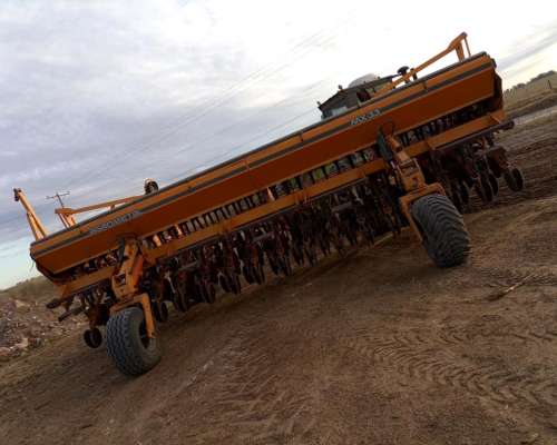 Sembradora Agrometal MX 33/21