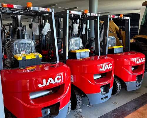 Autoelevador JAC 25h 2500 Kg 4800 MM Altura Motor Xinchai