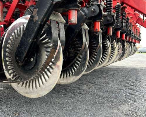 Sembradora Crucianelli Pionera de 27 a 17,5