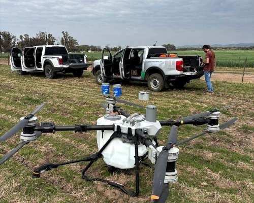 Dron Fumigador DJI Agras T-100 - Equipo Completo