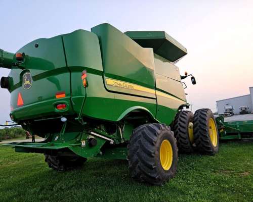 Cosechadora John Deere S670 Mod 2015. Seminueva