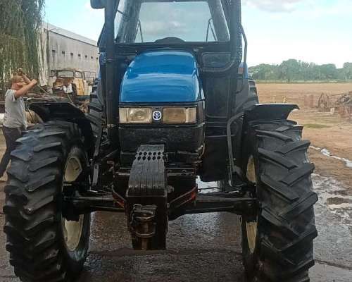 New Holland TS 120 Doble Tracción