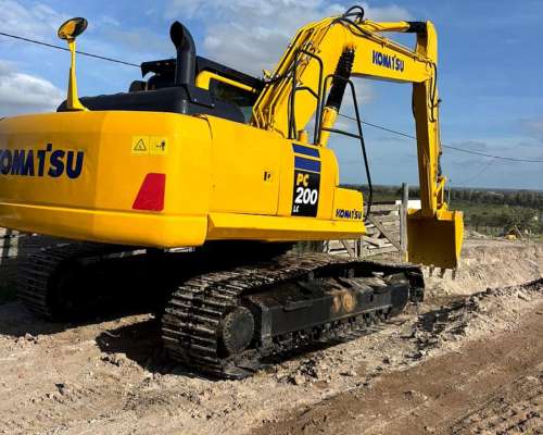 Komatsu PC 200 Reacondicionada 2024