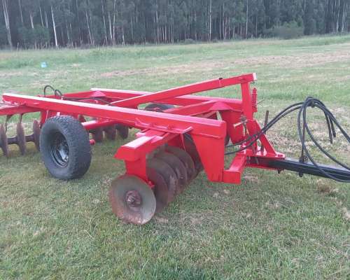 Rastra de 24 Discos Tatu