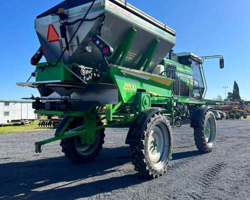 Fertilizadora Metalfor Autopropulsada Mod. 2800