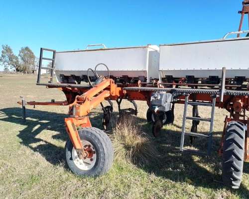 Barra Fertilizadora Chalero 12-70 o 14 a 525