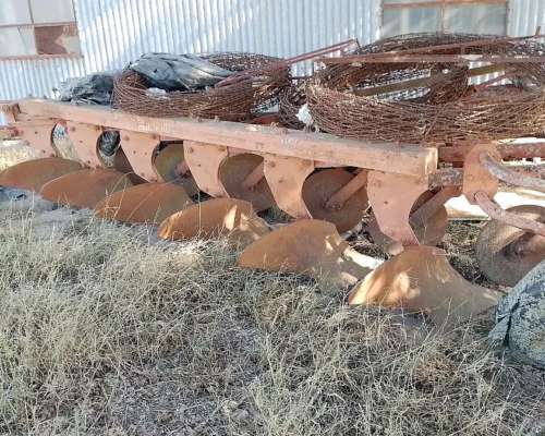 Se Venden Varias Arados