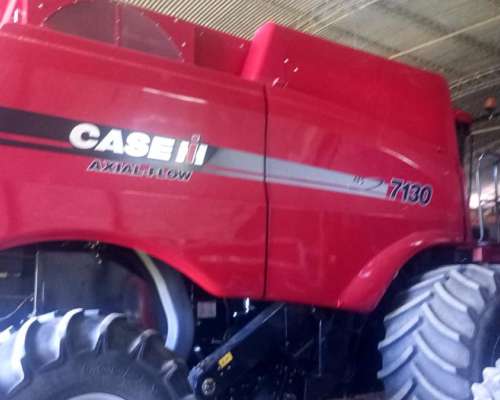 Usado - Case IH - 7130 - 2019 - 4000hs - Piloto - 35 Pies