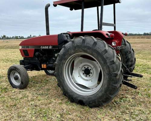 Tractor Case IH 4230