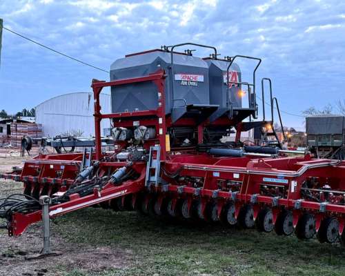 Sembradora Apache 918 AIR Drill