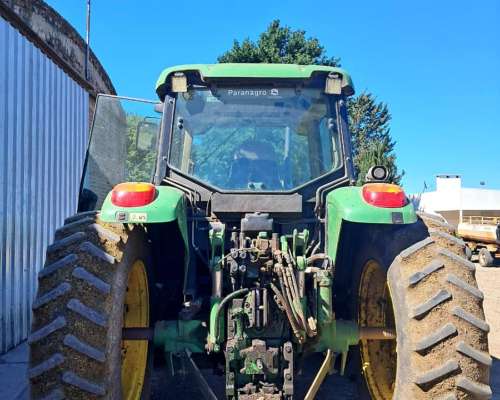 Tractor John Deere 6110j