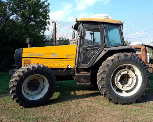 Valtra 1680 S Doble Tracción.