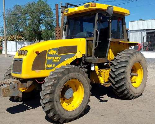 Tractor Pauny 250 a