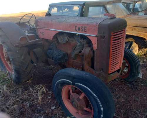 Vendo Tractor Case 1948