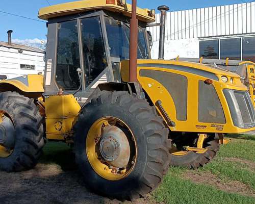 P-trac 160. año 2011. 7500hs. Rodado 18.4x34