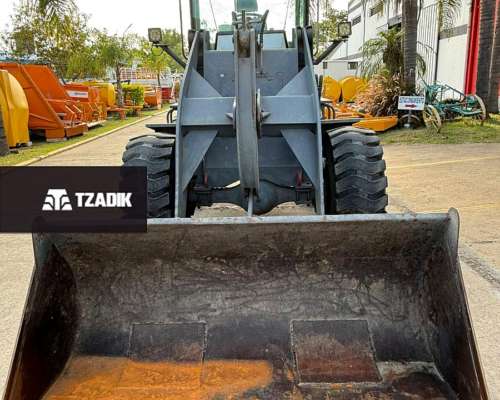 Pala Frontal Usada Hanomag H148 4X4 – Excelente Estado