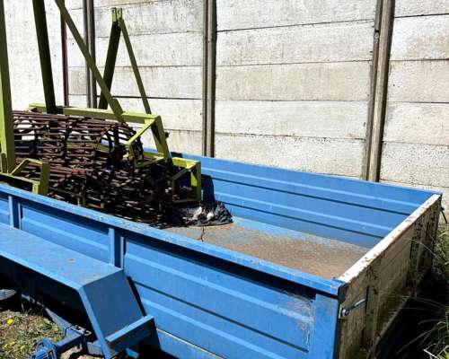 Acoplado Playo Plegados San Justo de 2 X 4 Mts y 4 Toneladas