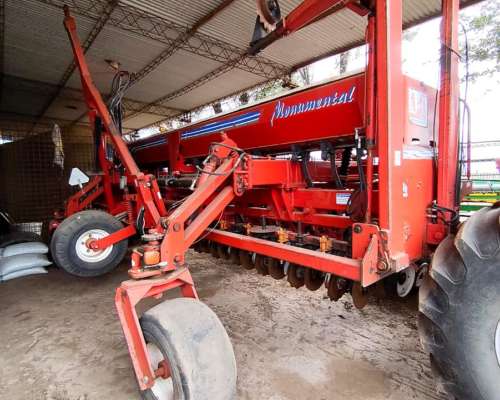 Monumental M-6750 de 12 a 52 CM. año 2004.