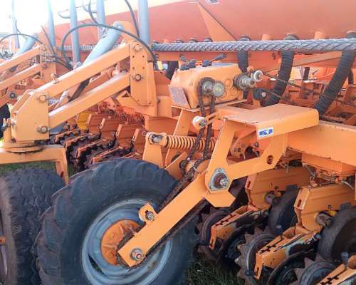 Semb. Agrometal TX Mega 16-42 G.g, F.simple., a Placa 2011